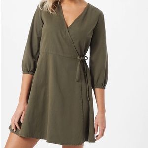 Vero moda green cotton wrap dress XL NWT